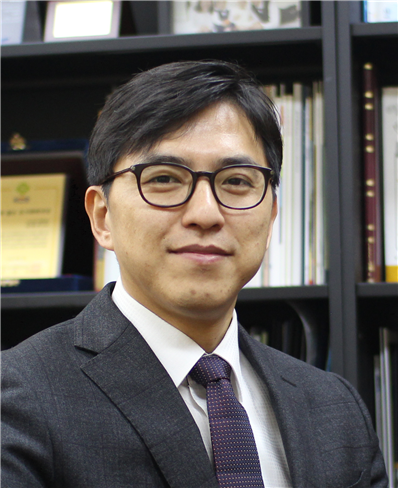 김현우 교수