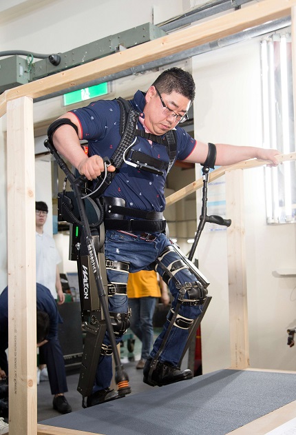 Wearable Robot 'WalkON Suit' Off to Cybathlon 2020 이미지2