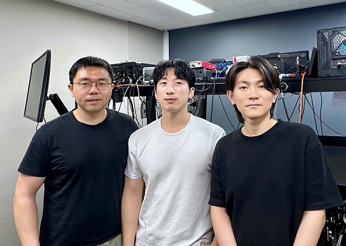 High-Resolution Spectrometer that Fits into Smartphones Developed by KAIST Researchers 이미지