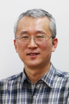 Professor Eunjoon Kim Is KAIST's Person of the Year 2014 이미지