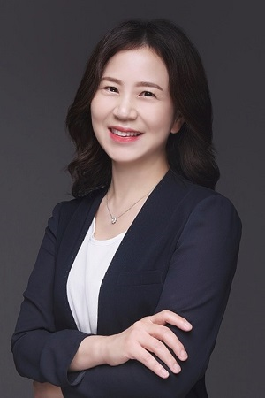 Professor Alice Haeyun Oh