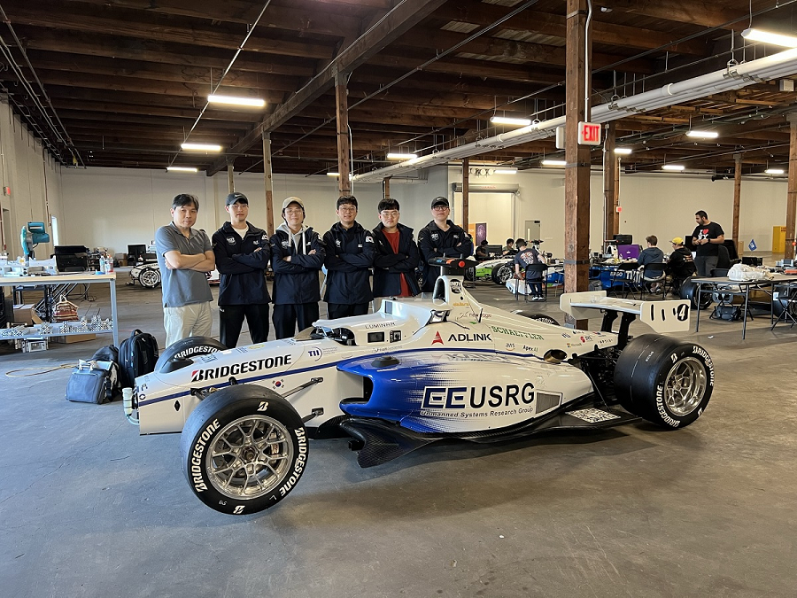 Photo 2. KAIST Racing Team participating in the Indy Autonomous Challenge @ CES 2023 